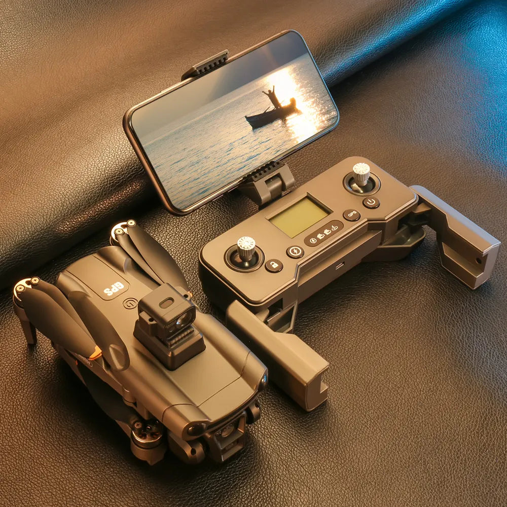 Handyhalterung mit Fernbedienung auf brauner Oberfläche