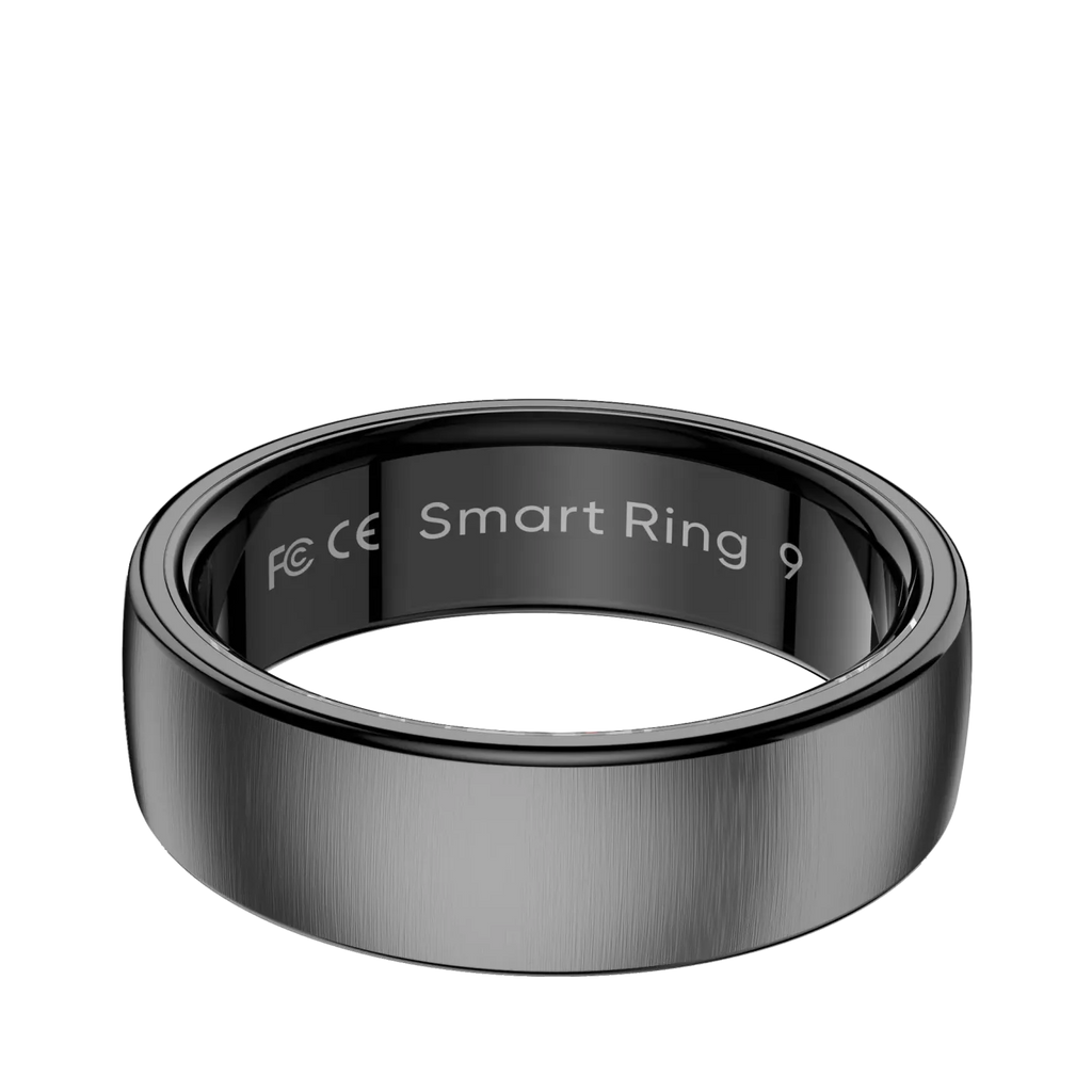 Schwarzer SofiRing S10 auf weißem Hintergrund