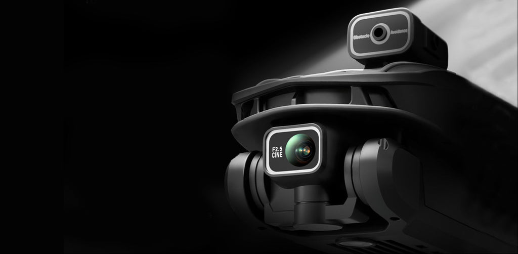 Nahaufnahme des Kamerasystems einer Caracen V168 Pro Max Drohne vor schwarzem Hintergrund